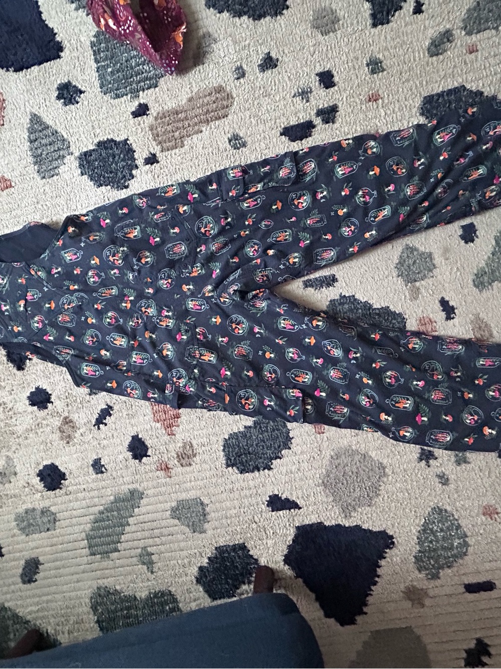 Limited Duluth Trading Co Lined Heirloom Gardening Overalls Mushroom Print - Picture 7 of 9